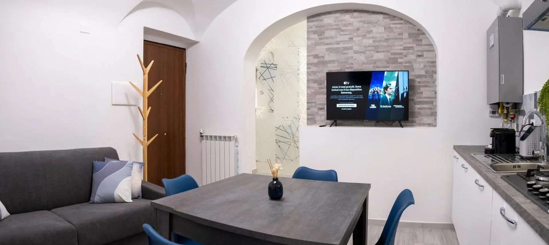 Trastevereloft228 Apt. White Rome 0*,  Italy