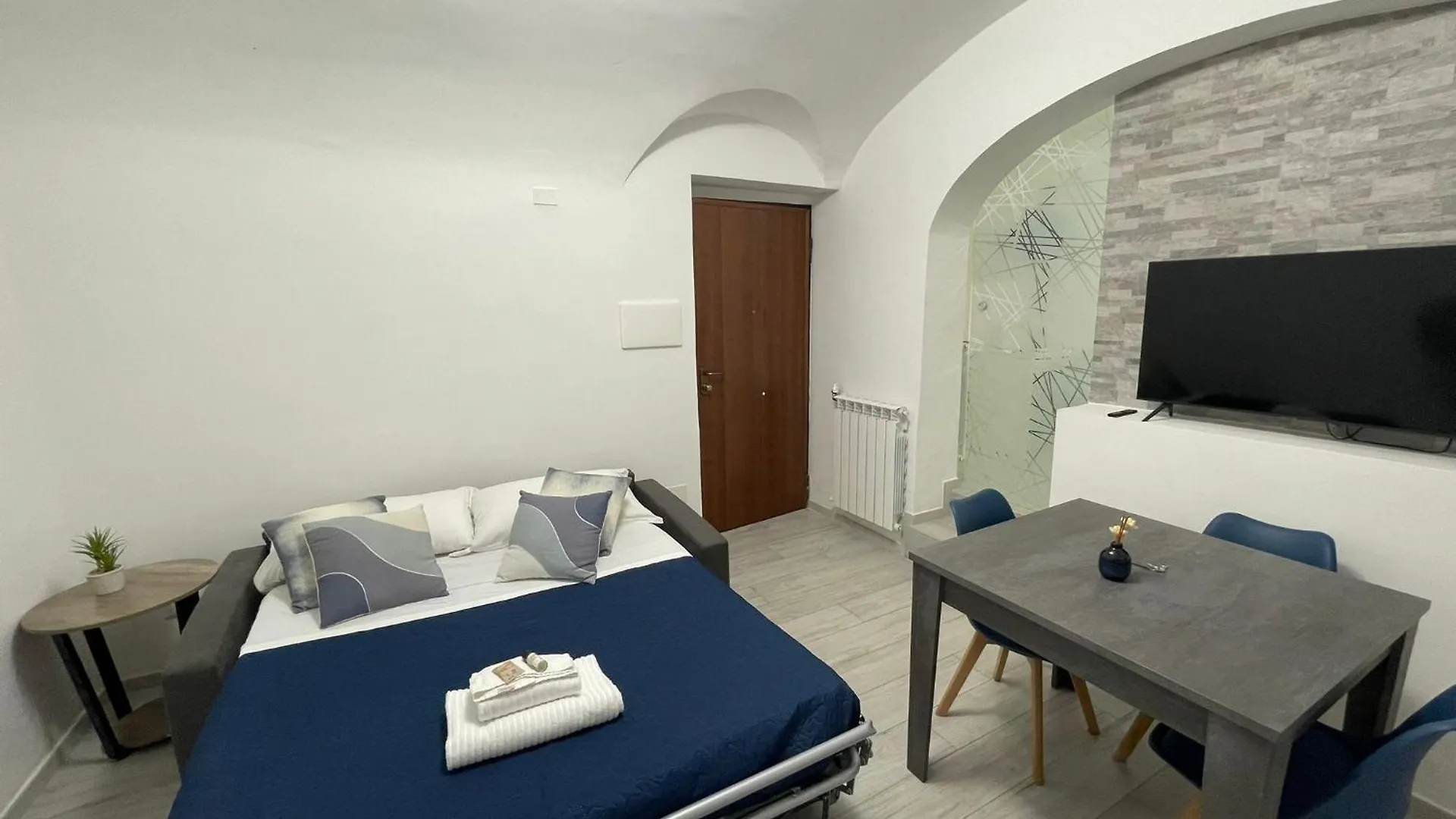 Trastevereloft228 Apt. White Rome 0*,
